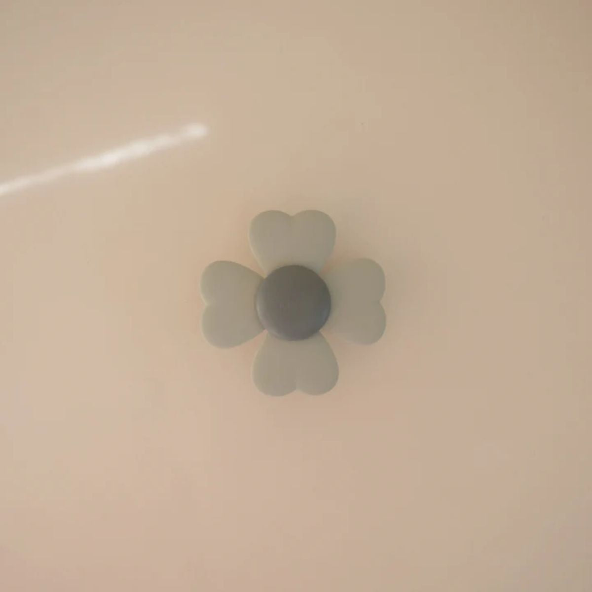 Mushie Suction Spinner Toy - Lucky - Engaging Sensory Stimulation